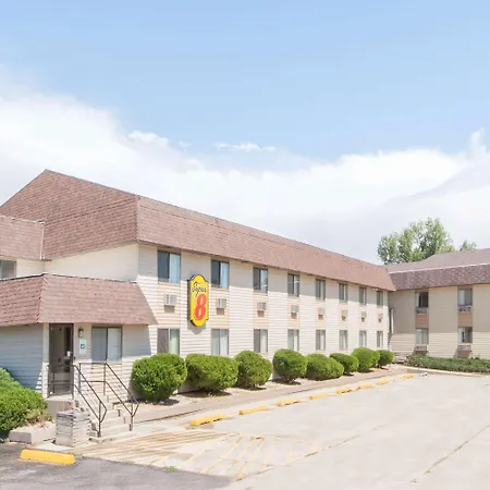 Super 8 By Wyndham Buffalo